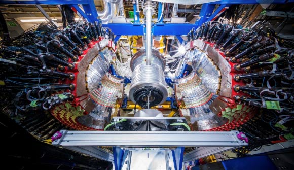 Sekiya et al. found evidence for an exotic atomic nucleus state in an experiment at the GSI/FAIR research center in Germany. Image credit: J. Hosan, GSI/FAIR.