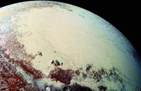 De l&rsquo;azote liquide pourrait avoir coulé à la surface de Pluton dans un passé récent